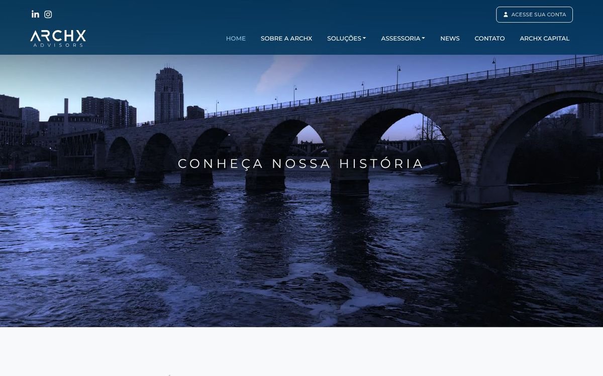Página inicial de ArchX Advisors no computador